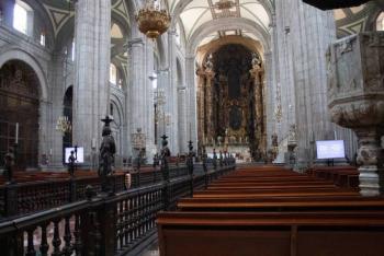 Por COVID-19, Arquidiócesis plantea celebrar el Jueves Santo en casa