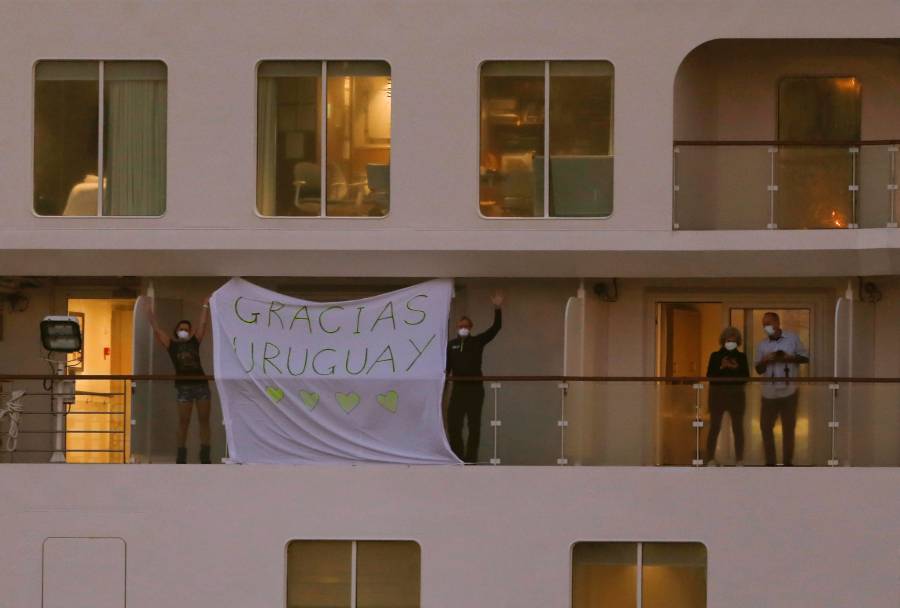 Uruguay inicia repatriación de pasajeros de un crucero afectado por Covid-19