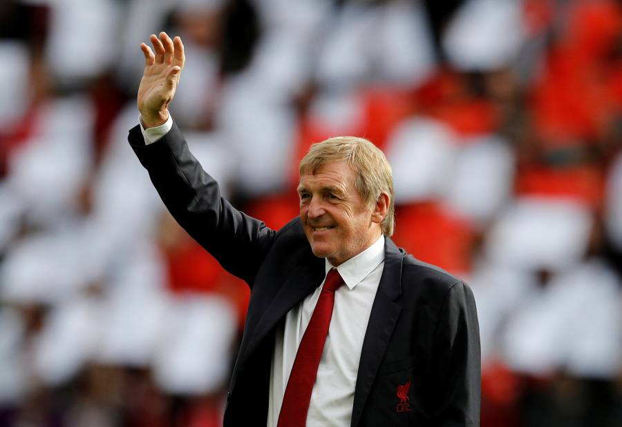 Liverpool confirma Covid-19 en la leyenda Kenny Dalglish