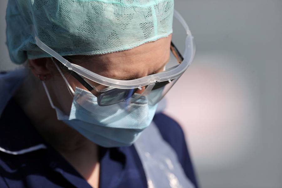 Muertes por Covid-19 ascienden a m&aacute;s de 100 mil en el mundo