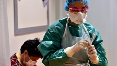 ...Y reconocen falta de doctores y ventiladores