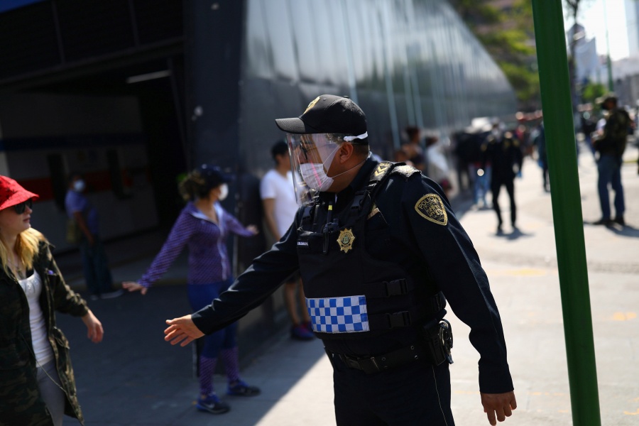 Impacto extremo en M&eacute;xico por Covid-19, anticipan BID y UBS 
