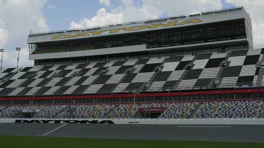Aut&oacute;dromo de Daytona se transforma en sitio de pruebas de coronavirus