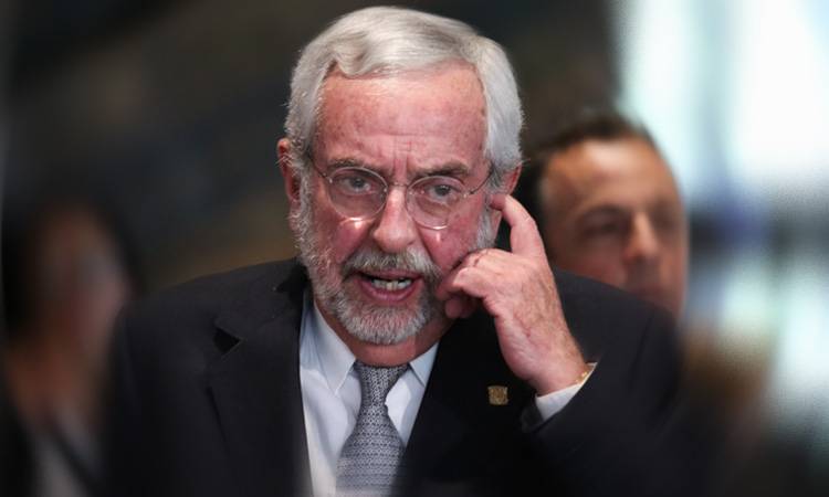 Graue: Vienen semanas muy difíciles, mantengámonos aislados