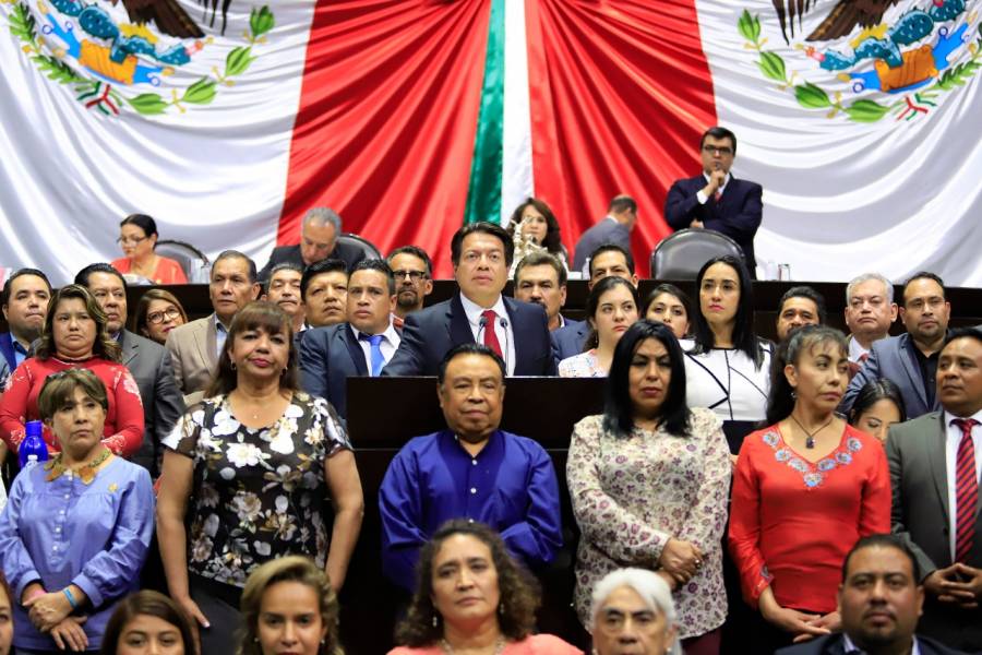 Presentan nueva iniciativa para reducir financiamiento de partidos