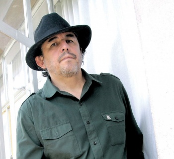 “Esto es como un pandem&oacute;nium, pasamos de la sensatez a la locura colectiva”