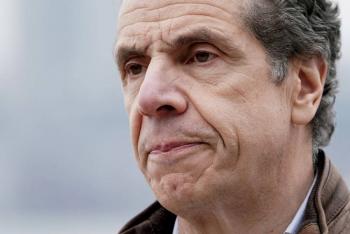 Gobernador de NY advierte a Trump desobediencia de reabrir el estado
