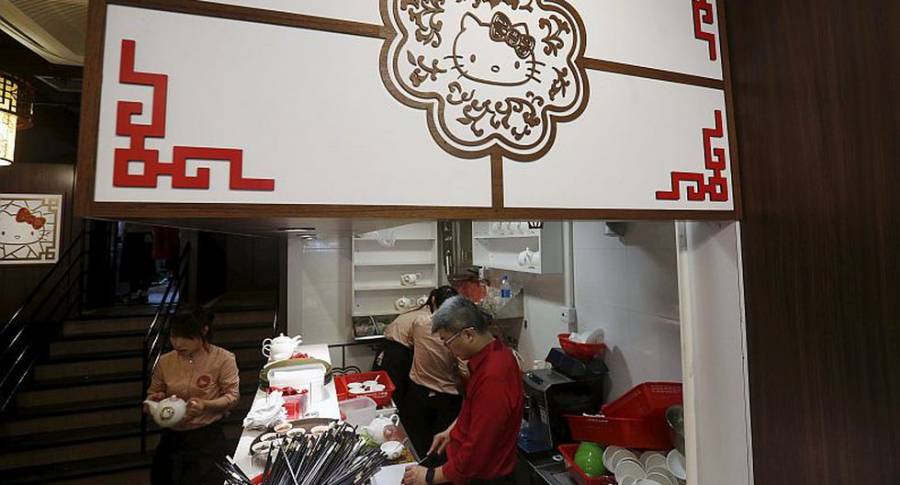 Por aire acondicionado en restaurante, tres familias chinas se contagiaron de Covid-19