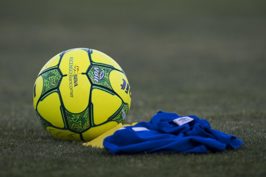 Esposas de jugadores alzan la voz para salvar la Liga de Ascenso