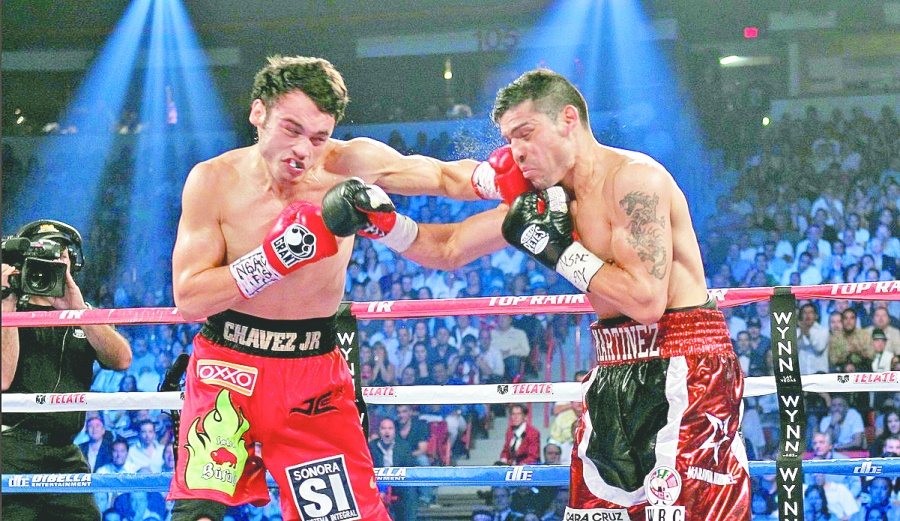 Con solo dos peleas en tres años, Chávez Jr. quiere volver al boxeo