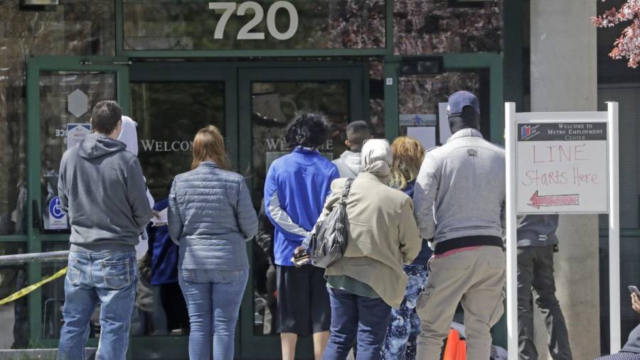 Van 22 millones de solicitudes por subsidio de desempleo en EU