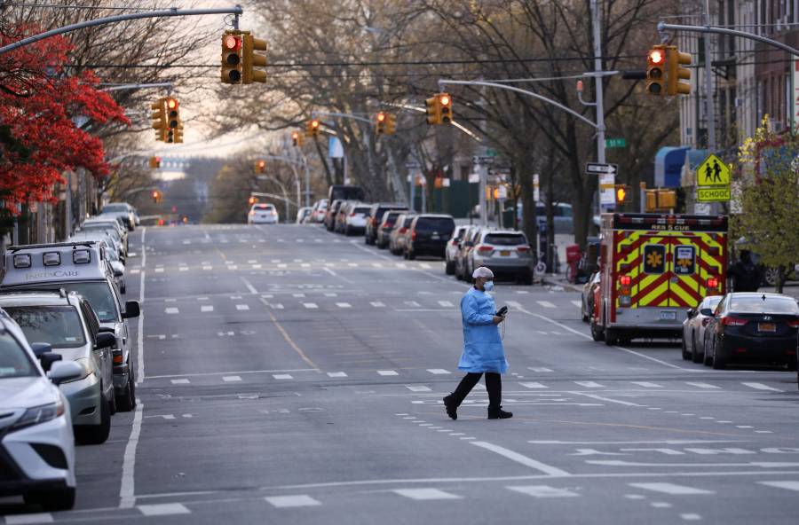 Nueva York regresaría a la normalidad en julio o agosto