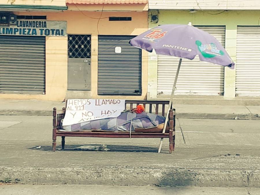 Gobierno de Ecuador confirma m&aacute;s de 6.700 muertes en 15 d&iacute;as en Guayas