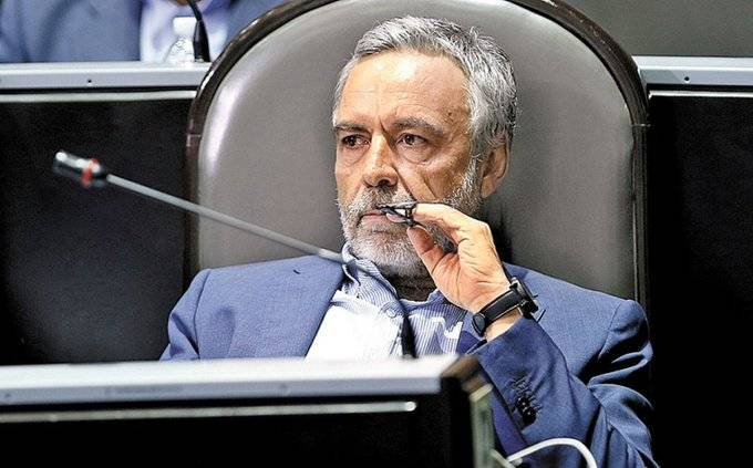 Líderes de Morena piden unidad de empresarios ante coronavirus