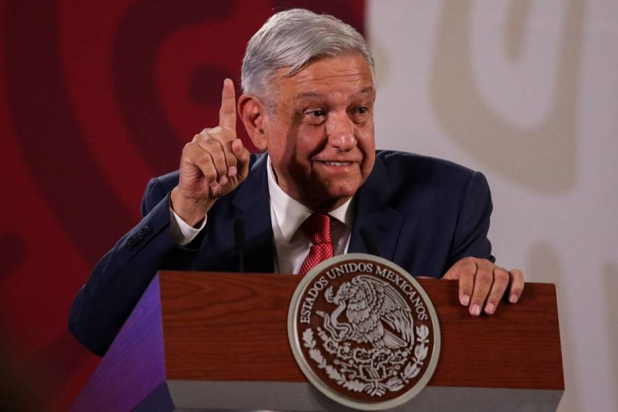 AMLO pide no sancionar a TV Azteca