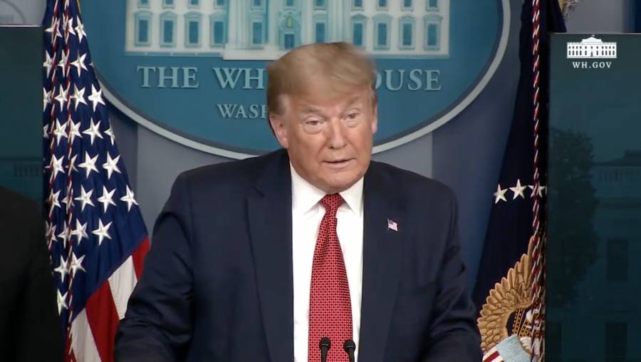 Trump suspende inmigraci&oacute;n en EE.UU. por 60 d&iacute;as