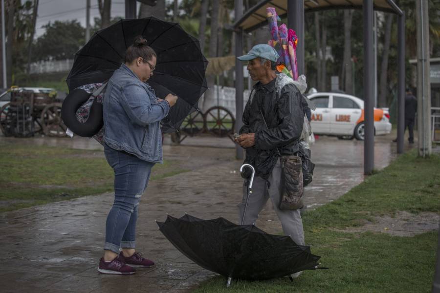 Prevé SMN lluvias y descargas eléctricas en el Valle de México
