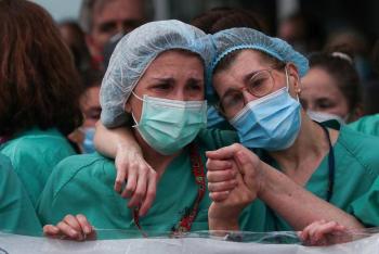 Enfermeras demandan a NY por condiciones de trabajo frente a pandemia