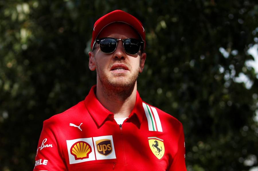 Vettel rechaza primera oferta de Ferrari para renovar