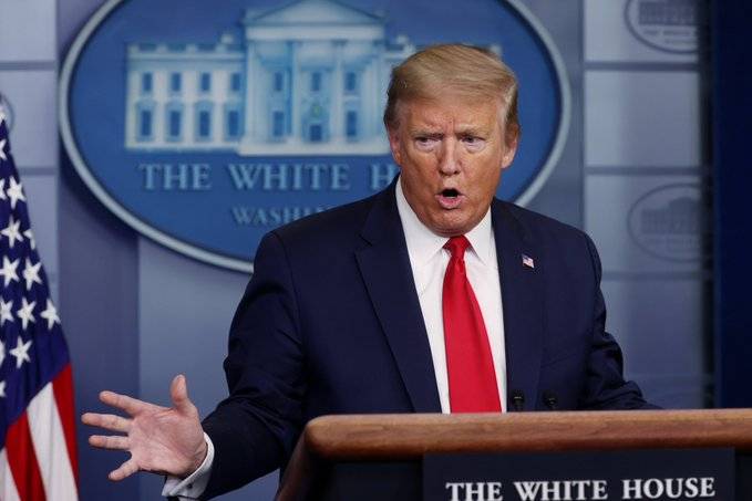 Donald Trump enviará 500 ventiladores a México para atender Covid-19