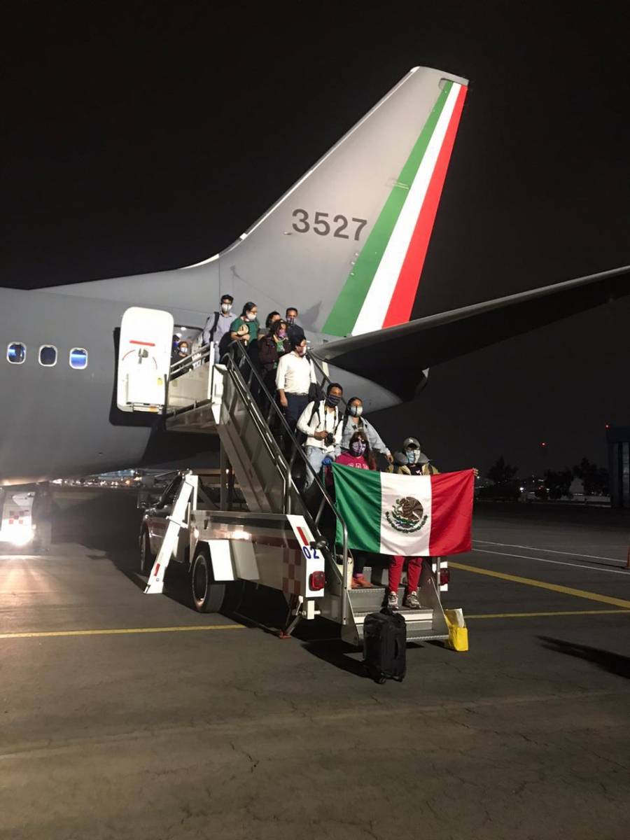 Con el apoyo del gobierno peruano, SRE trae a 152 mexicanos al país