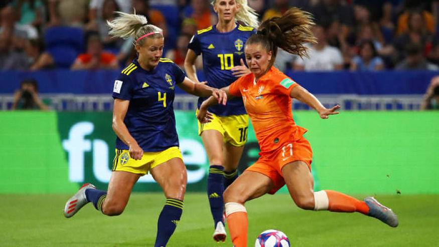 Aplazan Eurocopa de futbol femenil hasta 2022