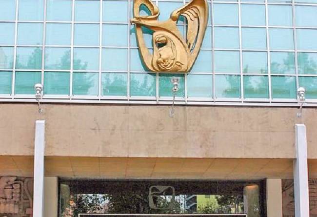 IMSS reprograma cirugías y consultas debido a contingencia