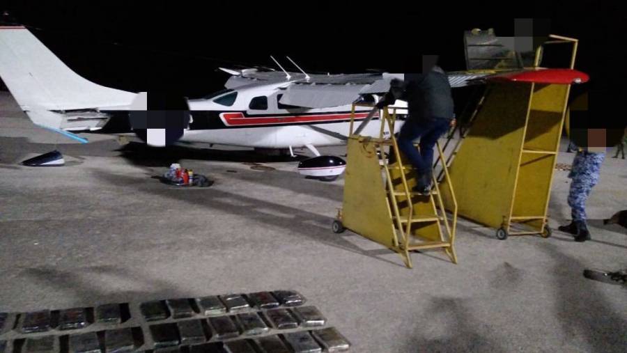LA FGR Investiga avioneta con 157 kilos de cocaína en Chiapas