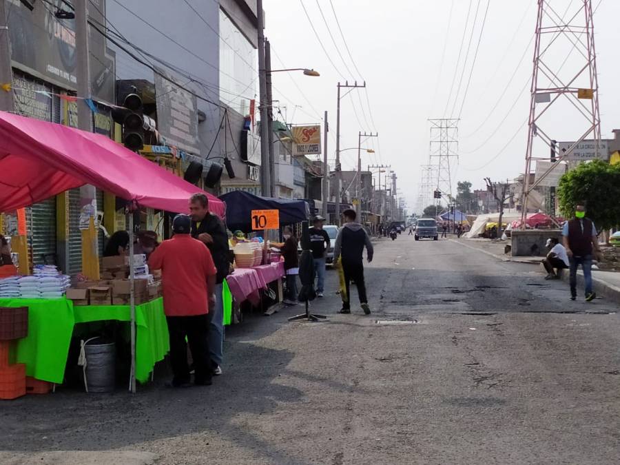 IMPIDEN COLOCAR A CIENTOS DE VENDEDORES EN TIANGUIS SAN JUAN
