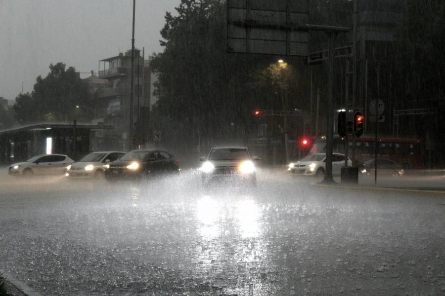 Pronostican lluvia con granizo para este domingo en la CDMX