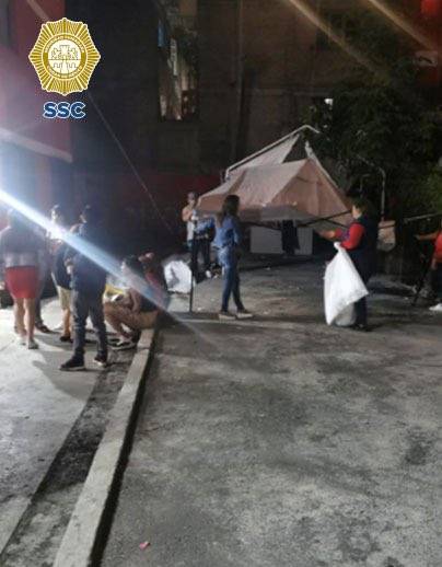 Policía suspende XV años en Iztacalco en plena pandemia