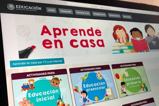 Entregan materiales para Aprende en Casa