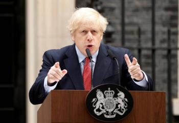 Boris Johnson retoma funciones tras superar el Covid-19