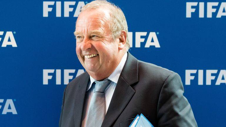 Comité Médico de la FIFA espera que el fútbol no vuelva antes de septiembre