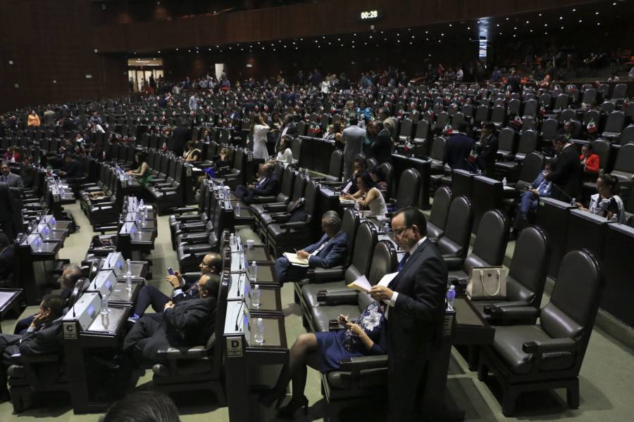Oposición se opone a periodo extraordinario para modificar Presupuesto