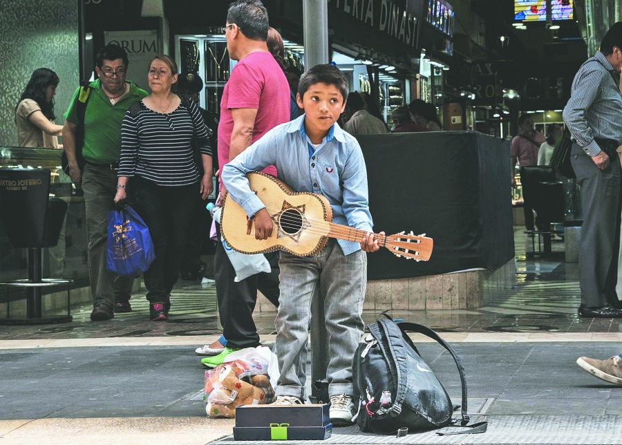 Entre Covid y violencia, niños festejarán su día en México