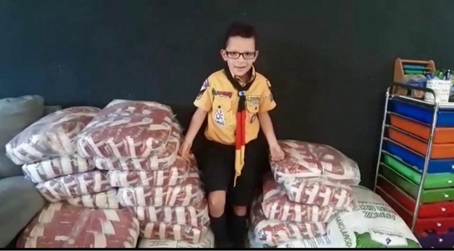 Scouts apoyan concubrebocas, frijol…