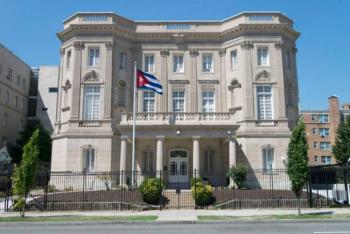 Disparan contra embajada de Cuba en Washington Washington
