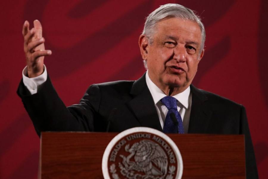 Retiran firma de AMLO en cartas de IMSS; 