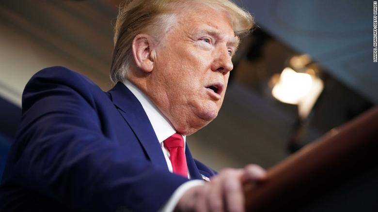 Inteligencia de EU contradice a Trump: “Covid no es artificial”
