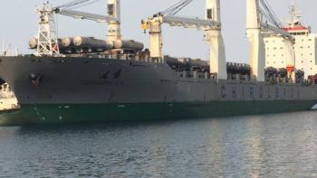 Desembarcan camiones cisterna de Libre Abordo en Venezuela