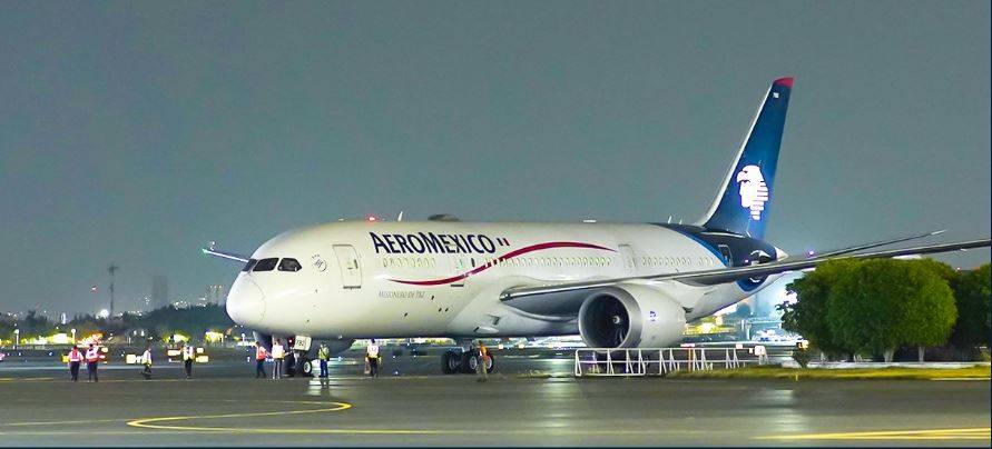 Aeroméxico rompe récord por volar siete aviones simultáneamente en el Pacífico