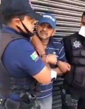 Detienen a hombre sin cubrebocas en Jalisco y as&iacute; reacciona Del Toro