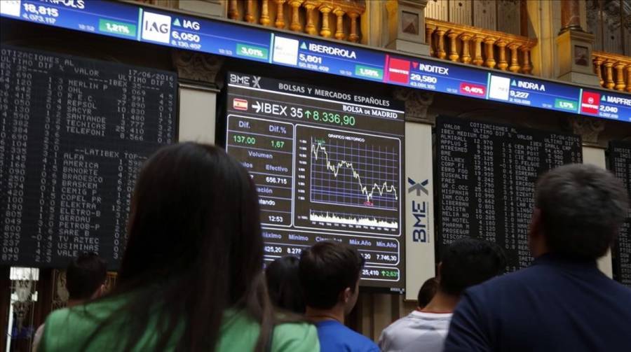 Acciones globales caen por nuevas tensiones entre China y EEUU