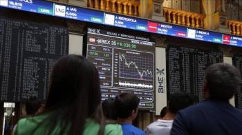 Acciones globales caen por nuevas tensiones entre China y EEUU