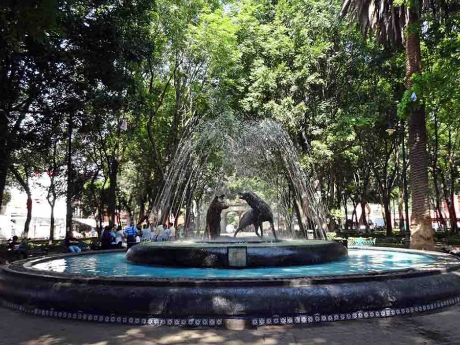 Denuncian peticiones de despensas en Coyoacán