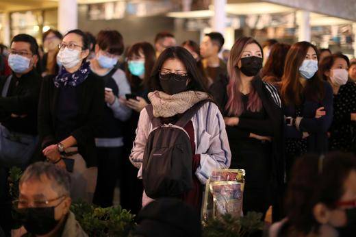 Alista Hong Kong relajación de medidas de aislamiento social por virus