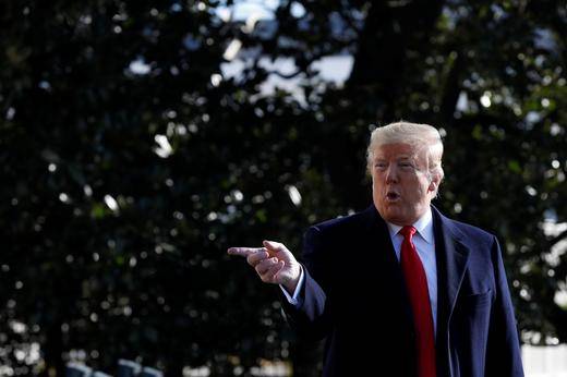 Niega Donald Trump vínculo de su gobierno con supuesta invasión en Venezuela