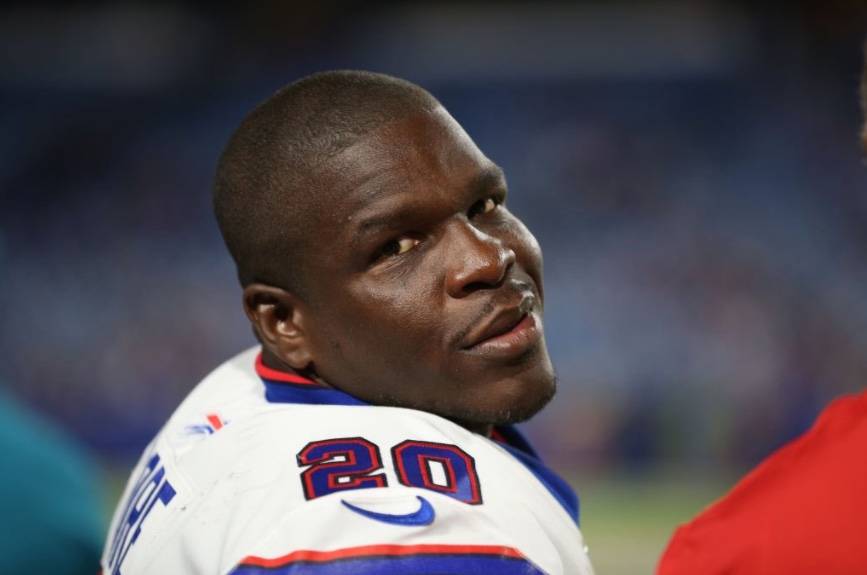 Frank Gore retrasa retiro y firma con los Jets de Nueva York