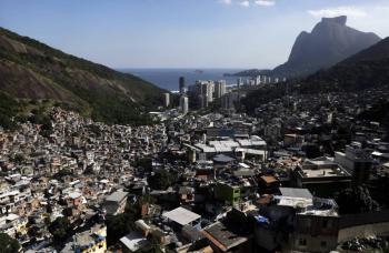 Ciudad en Brasil ordena confinamiento total por pandemia